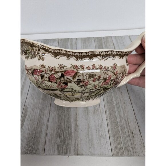 Vintage Johnson Brothers Friendly Village Gravy Boat No Plate - Picture 3 of 10